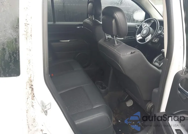 1C4NJDEBXFD259374: 44525870