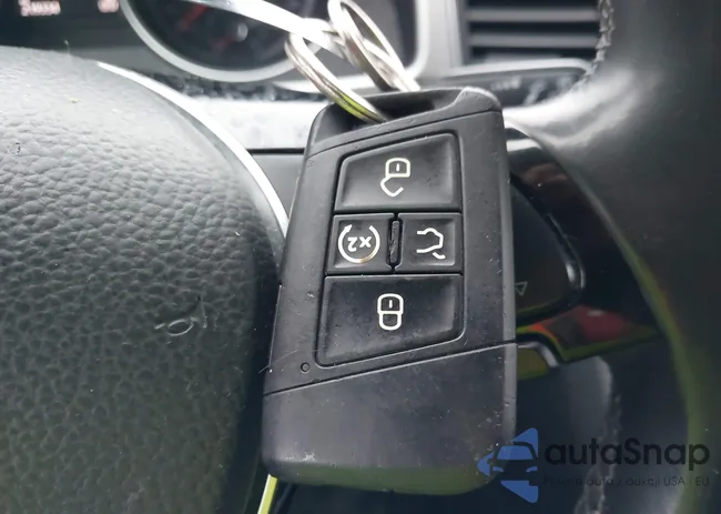 1V2LR2CA4JC585344: 44525895