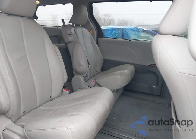 5TDYK3DC9CS261857: 44525997