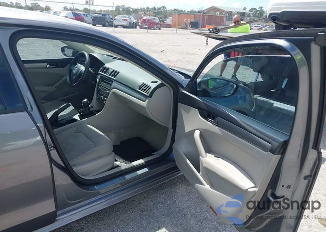 1VWAH7A36CC029355: 44526050