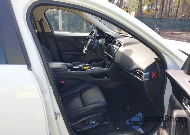 SADCJ2FX9KA366745: 44526124