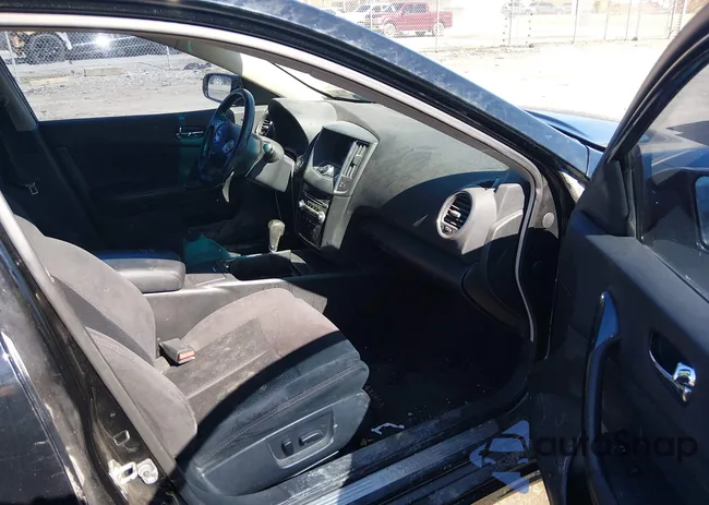 1N4AA5AP3DC812946: 44525219