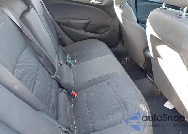 3G1BE6SM8JS621390: 44525246