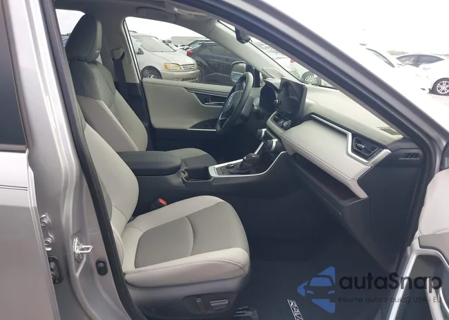 JTMD6RFV9SD166116: 44525350