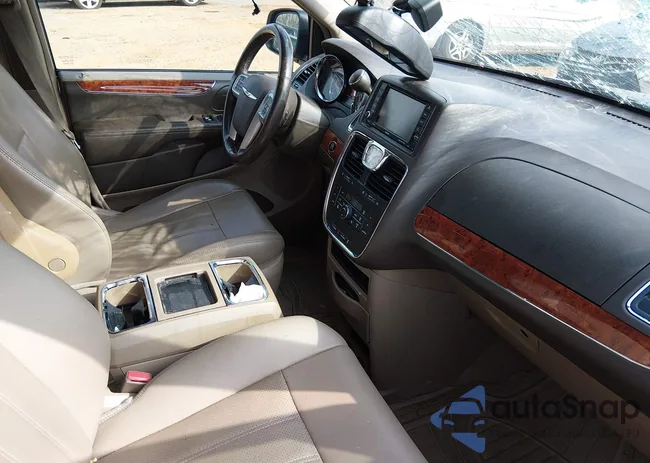 2C4RC1CG2DR684168: 44525550