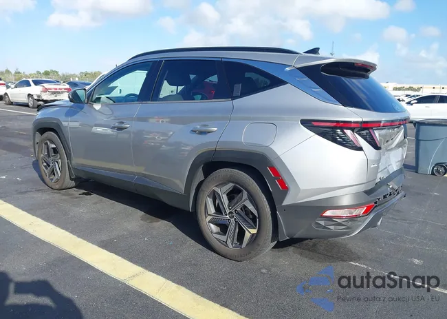 KM8JE3AE1NU052928: 44525556