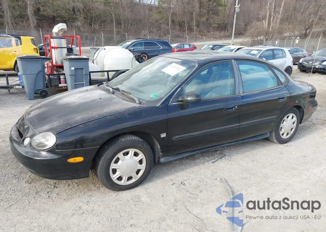 1FAFP52S4WA211339: 44525596