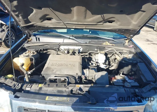 1FMCU0DG8AKD25621: 44526610