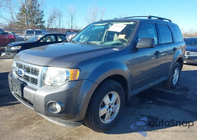 1FMCU0DG8AKD25621: 44526610