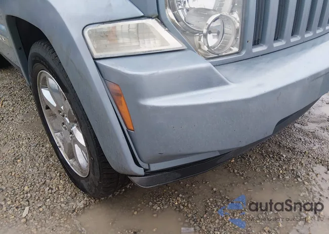 1C4PJMAK9CW197867: 44526641