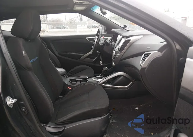 KMHTC6AD4HU322102: 44526658