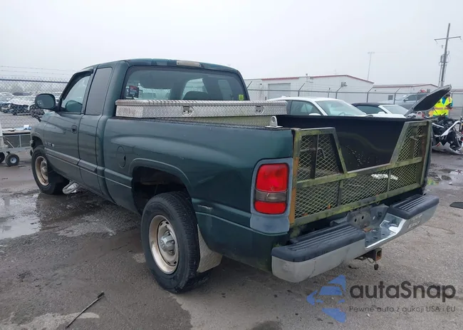 3B7HC13Y11M514732: 44526738