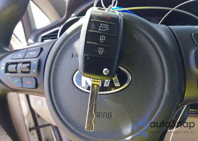 KNDMA5C12J6404237: 44526814