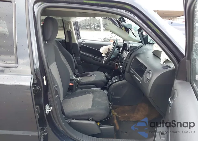 1C4NJPBA8ED754149: 44527013