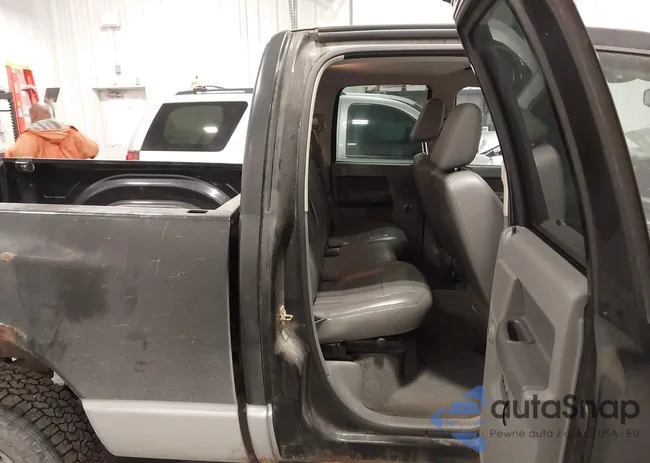 1D7HU18296S700279: 44527034