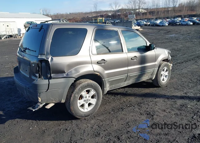 1FMYU031X5KB23114: 44527051