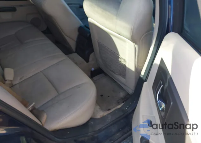 1G6DM57NX30157790: 44527082