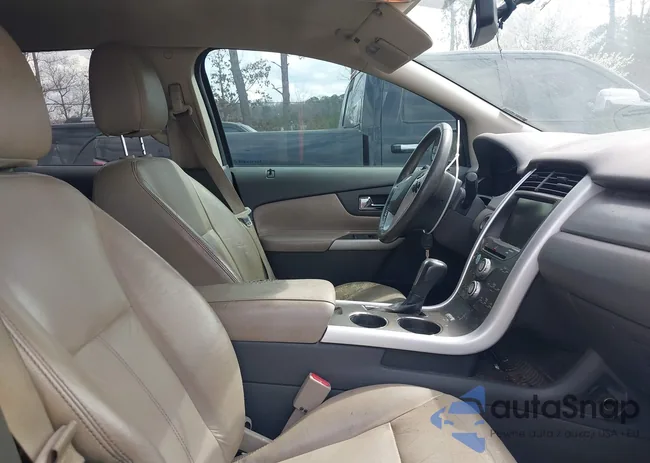 2FMDK3JC6DBB17118: 44527083