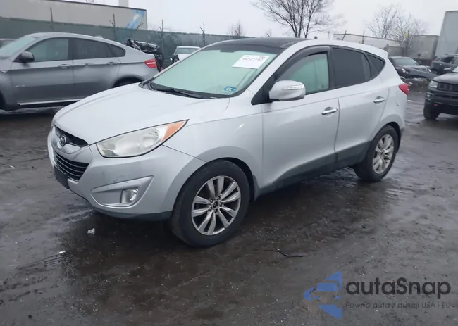 KM8JUCACXCU370867: 44527102