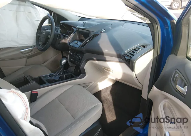 1FMCU9GD8KUA47749: 44527162