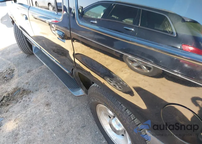 1FMZU34E3XZA00966: 44527196