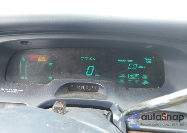 1LNLM82W6SY642630: 44526350