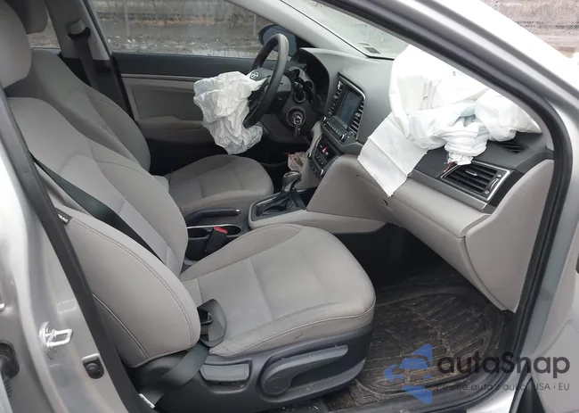 5NPD84LF5JH315284: 44526354