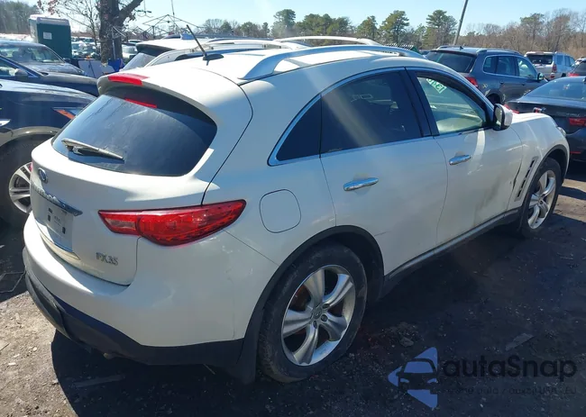 JN8AS1MW7AM853870: 44526410