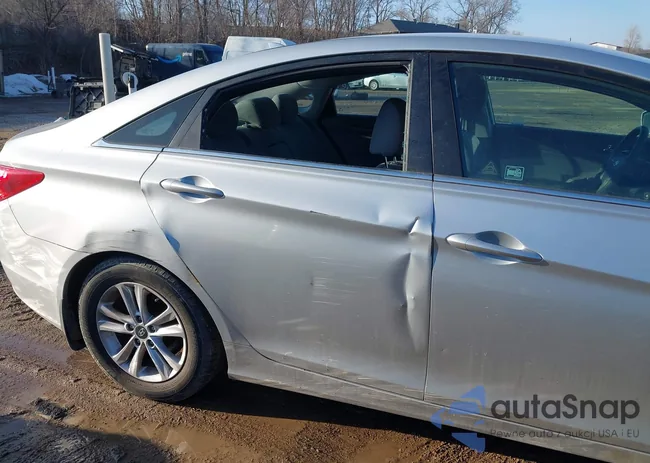 5NPEB4ACXDH638233: 44526417