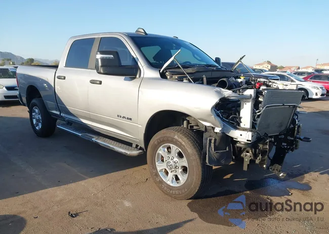 3C6UR5DJ4RG406595: 44526516