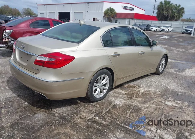 KMHGC4DD1CU175750: 44526575