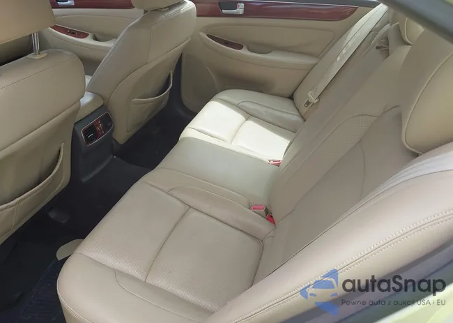 KMHGC4DD1CU175750: 44526575