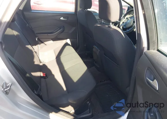 1FADP3F22GL276556: 44527684