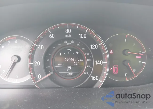 1HGCR2F5XGA158952: 44527694