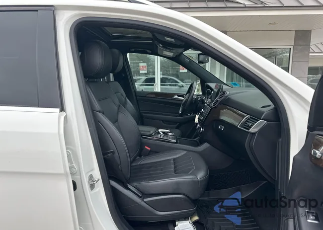 4JGDA5HB2GA781038: 44527702