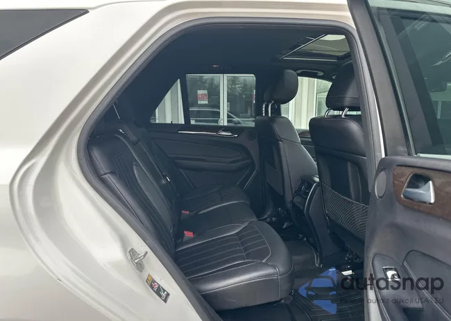 4JGDA5HB2GA781038: 44527702