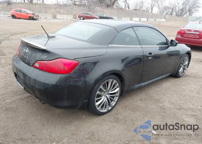 JN1CV6FE1CM201510: 44527708