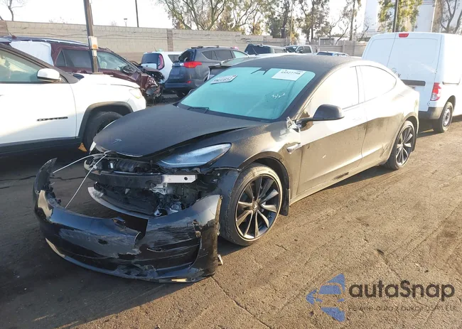 5YJ3E1EB7KF451798: 44527798