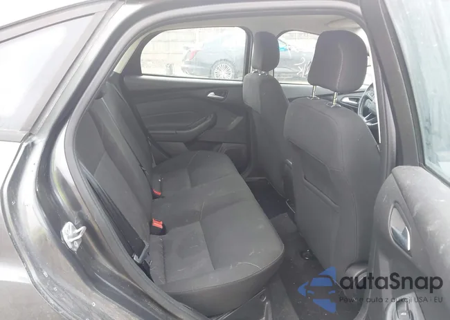 1FADP3F23JL310768: 44527854