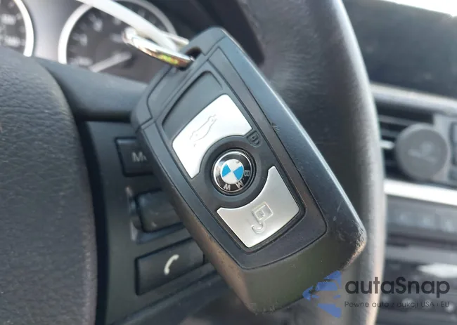 WBA3B1G57FNT07785: 44527965