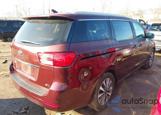 KNDMC5C16F6018082: 44527307