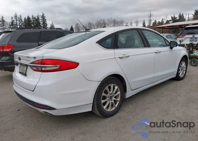 3FA6P0G7XHR150353: 44527310