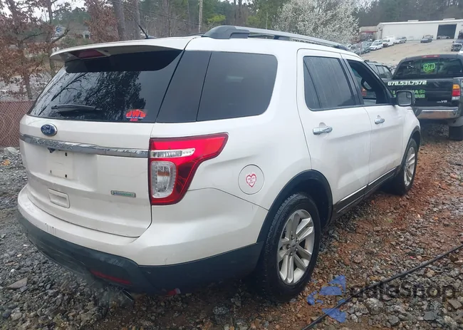 1FMHK7D99CGA07101: 44527374