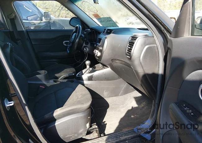 KNDJN2A2XE7078656: 44527426