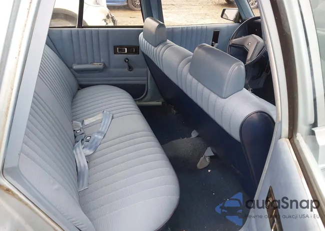 1P3BP26C2FF159366: 44528618