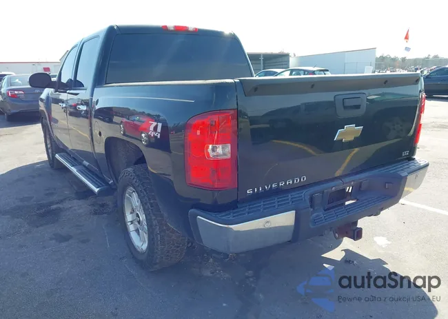 2GCEK13M271559956: 44528629