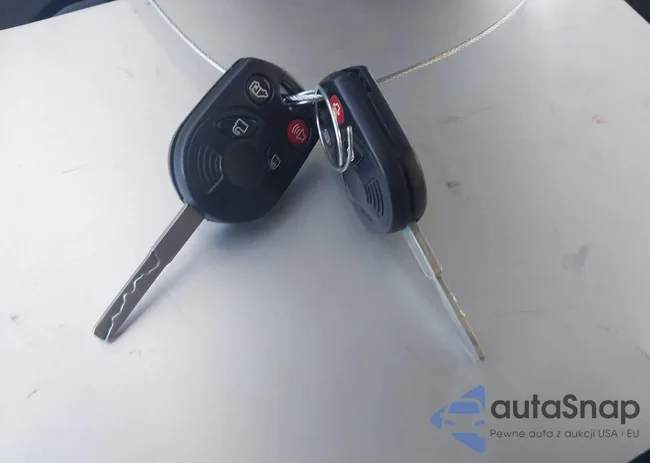 1FTYR1YM0JKA32054: 44528789