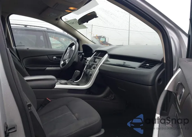 2FMDK3GC3BBA97821: 44528829