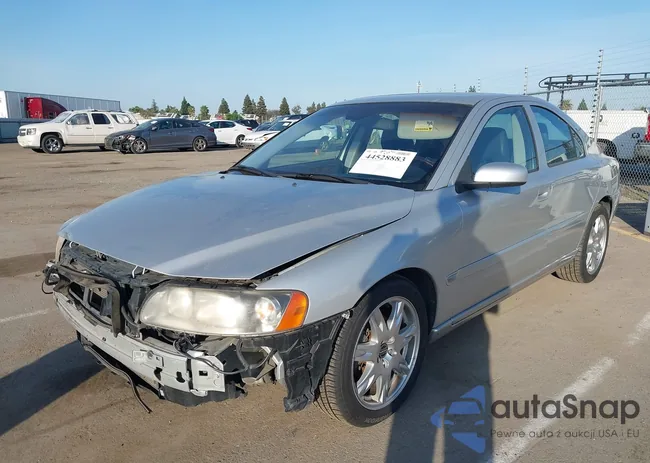 YV1RS592062537994: 44528883