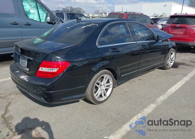 WDDGF4HB6DG093460: 44529063